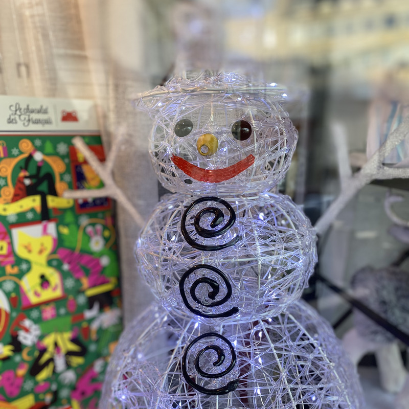 BONHOMME DE NEIGE 3D LUMINEUX 80 LED BLANC FROID FEERIC LIGHTS & CHRISTMAS – Image 2