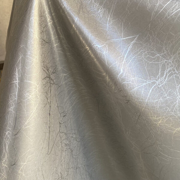 Toile cirée grand luxe "Polyline" sur mesure en 140cm - MARBRE ARGENT