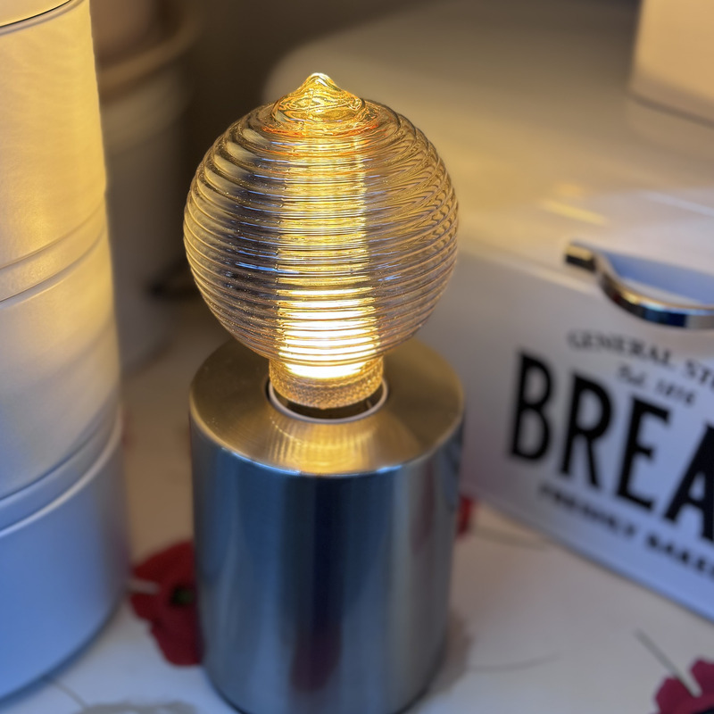 AMPOULE LED RONDE STRIEE – Image 2